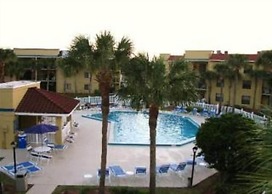 Ocean Village Club N33