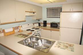 Ocean Village Club N33