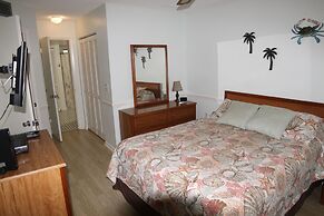 Ocean Village Club N33