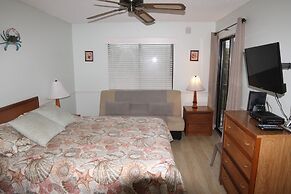 Ocean Village Club N33