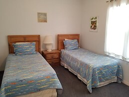 Ocean Village Club Q34