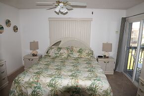 Ocean Village Club P32