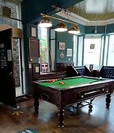 The Neidpath Inn