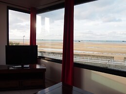 « Gîte « Arromanches » - « Bord de Mer » PMR »