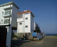 Maxiprime otels Uthandi