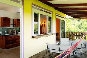 Casa Laureles