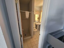 Heritage Budget Inn  By OYO Hwy 84