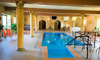 Hotel & Spa Antyczny Dwór