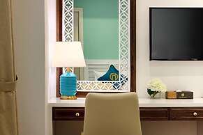 Minasi HanoiOi Lakeside Hotel