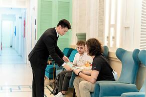 Minasi HanoiOi Lakeside Hotel