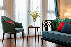 Minasi HanoiOi Lakeside Hotel