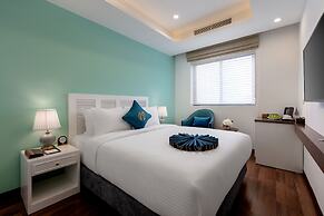 Minasi HanoiOi Lakeside Hotel