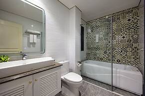 Minasi HanoiOi Lakeside Hotel