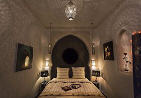 Riad Lumière