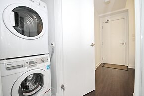 Luxury 2 BDR condos in Downtown Toronto