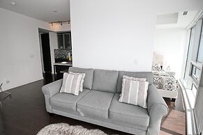 Luxury 2 BDR condos in Downtown Toronto