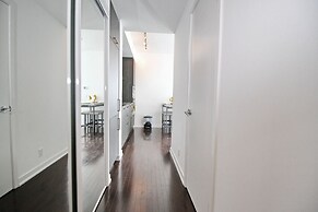 Luxury 2 BDR condos in Downtown Toronto