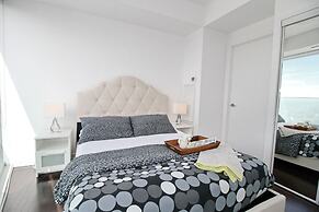 Luxury 2 BDR condos in Downtown Toronto