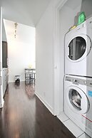 Luxury 2 BDR condos in Downtown Toronto