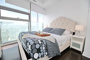 Luxury 2 BDR condos in Downtown Toronto