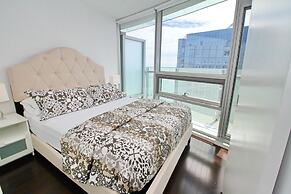 Luxury 2 BDR condos in Downtown Toronto