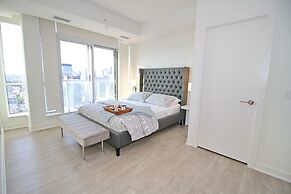 Luxury condos in Entertainment District