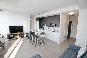 Luxury condos in Entertainment District