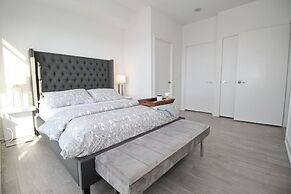 Luxury condos in Entertainment District