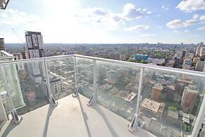 Luxury condos in Entertainment District