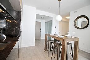 Luxury 1 BDR Condos - Convention Centre