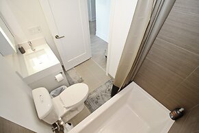 Luxury 1 BDR Condos - Convention Centre