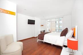 Hotel Castellana 100