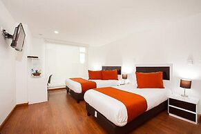 Hotel Castellana 100