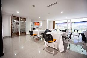 Hotel Castellana 100