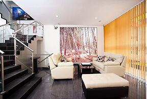 Hotel Castellana 100