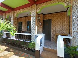 Bohol Sea Breeze Cottages & Resort