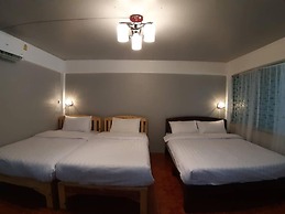 Nuengthong Hostel