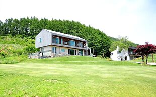 Daegwallyeong Sheep Village Pension