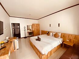 Paradise Land Resort