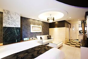 Coco Hotel Tiara - Adults Only