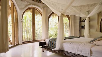 Mana Earthly Paradise