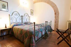 Agriturismo Miralduolo