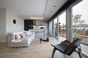 Supreme Luxury Suites by Athens Stay