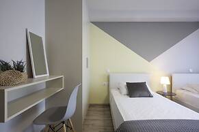 Supreme Luxury Suites by Athens Stay