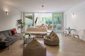 Supreme Comfort  by Athens Stay