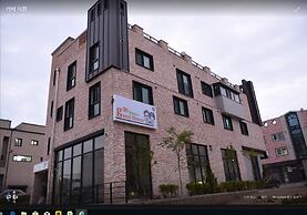 We Home Guesthouse - Hostel