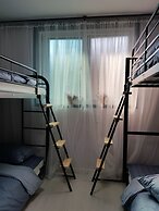 We Home Guesthouse - Hostel