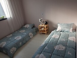 We Home Guesthouse - Hostel