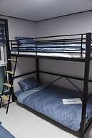 We Home Guesthouse - Hostel