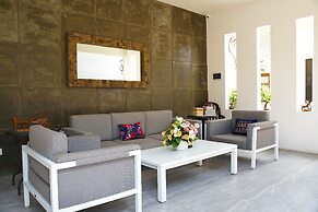 IOOVE Tanjung Seminyak Suites